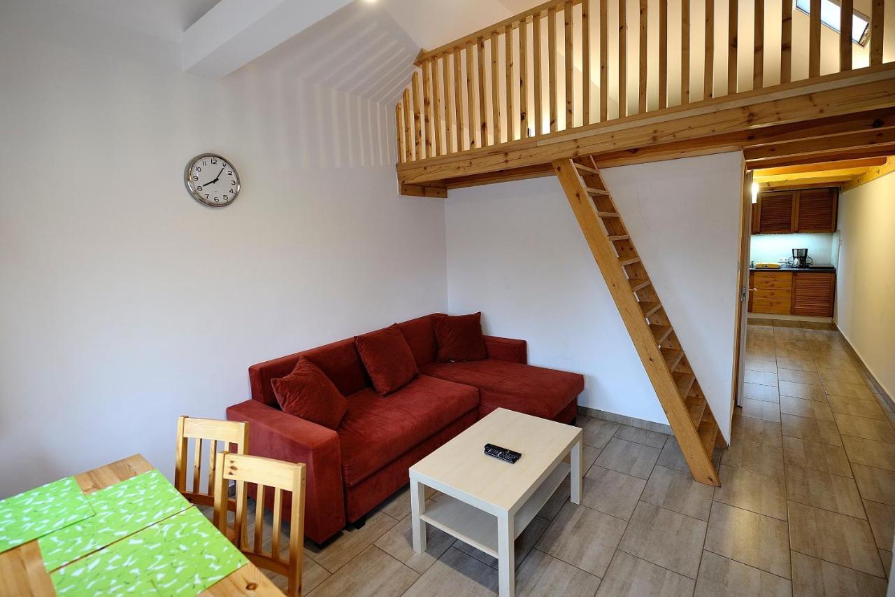 Luca Apartman Apartment บาลาตอนแลลเล ภายนอก รูปภาพ